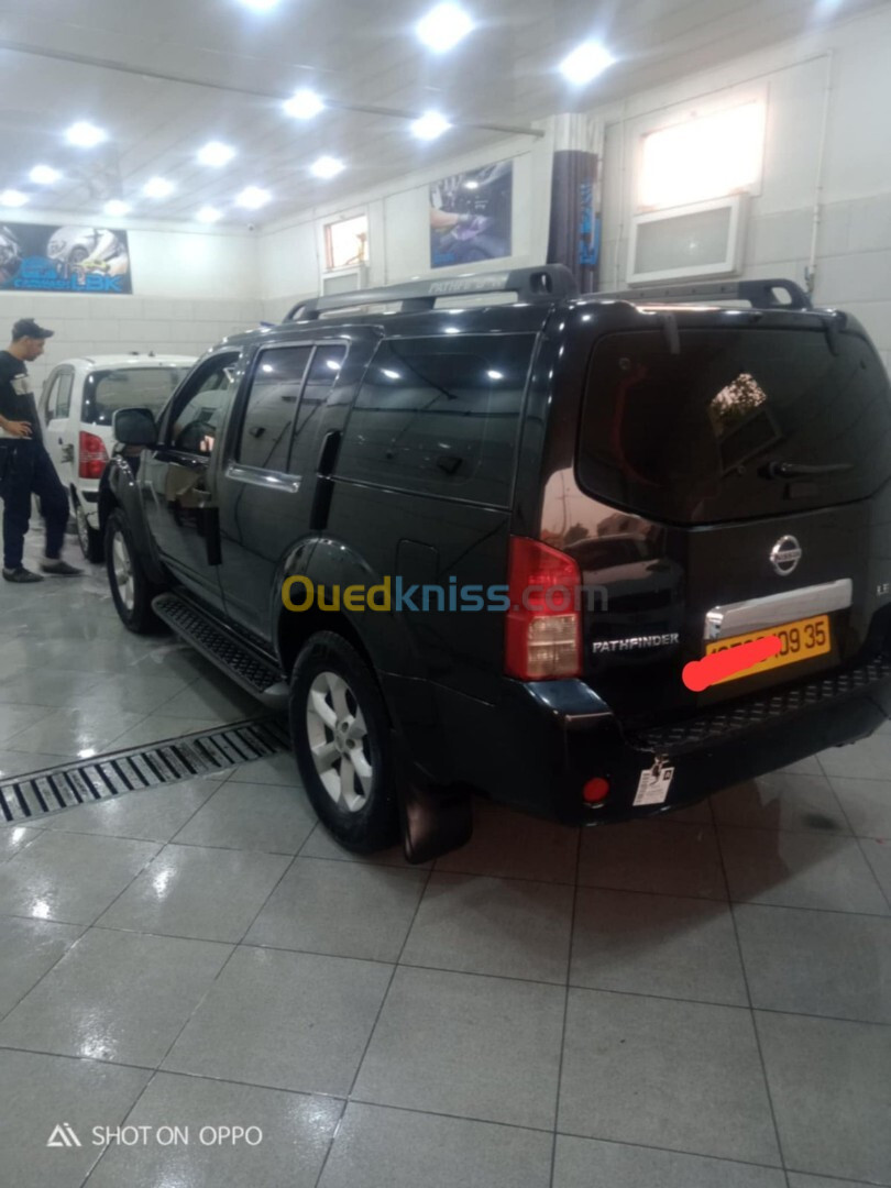 Nissan Pathfinder 2009 Elegance