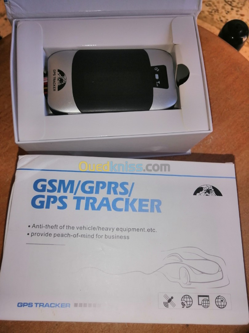 تركيب أجهزة التتبع و التعقب عن بعد GPS tracker 