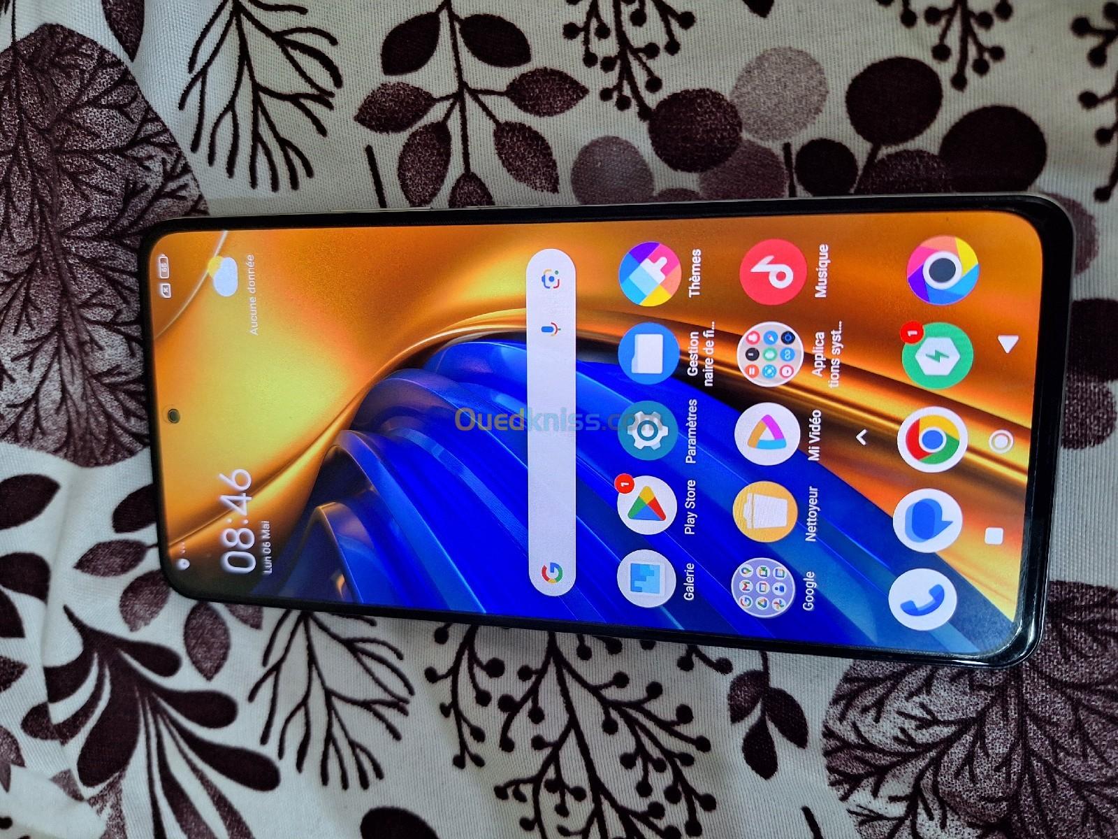 Xiaomi Poco F4