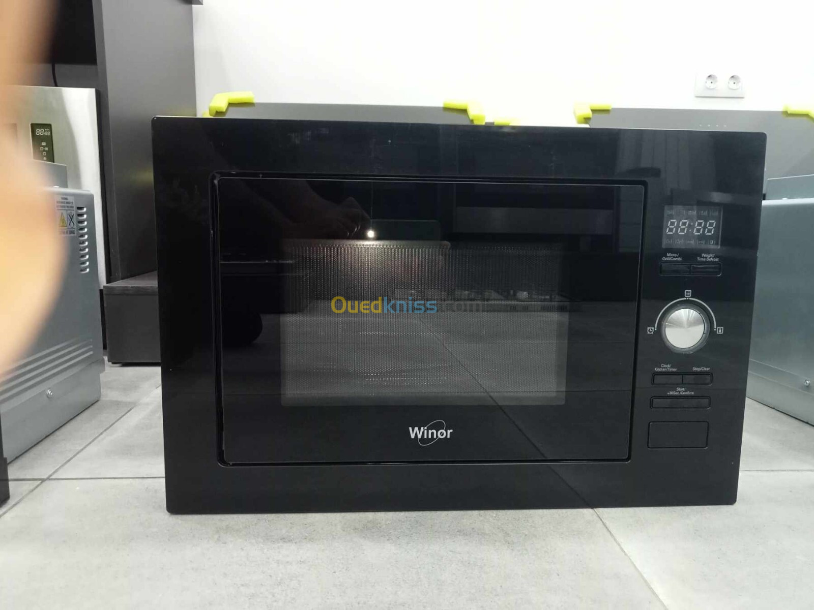 Micro-ondes encastrable winor 20l 25L inox noir 