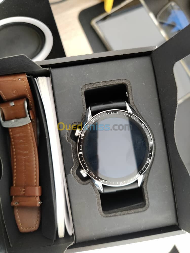 Montre connectée Huawei pour homme