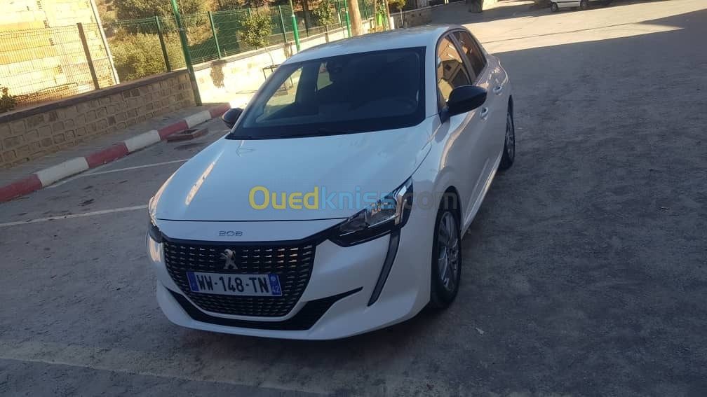 Peugeot 208 2023 