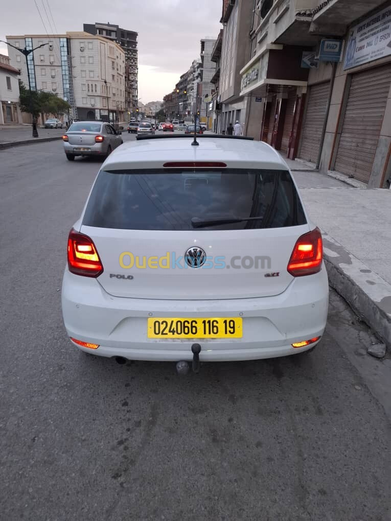 Volkswagen Polo 2016 La kara plus