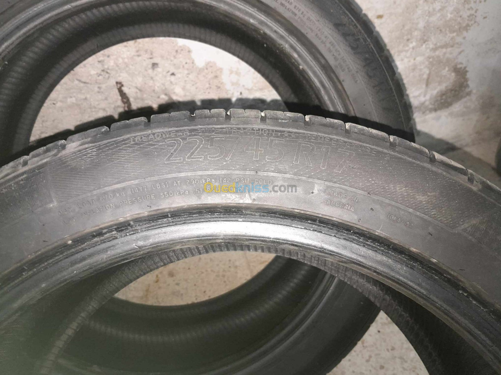 4 Pneus iris 225/45R17