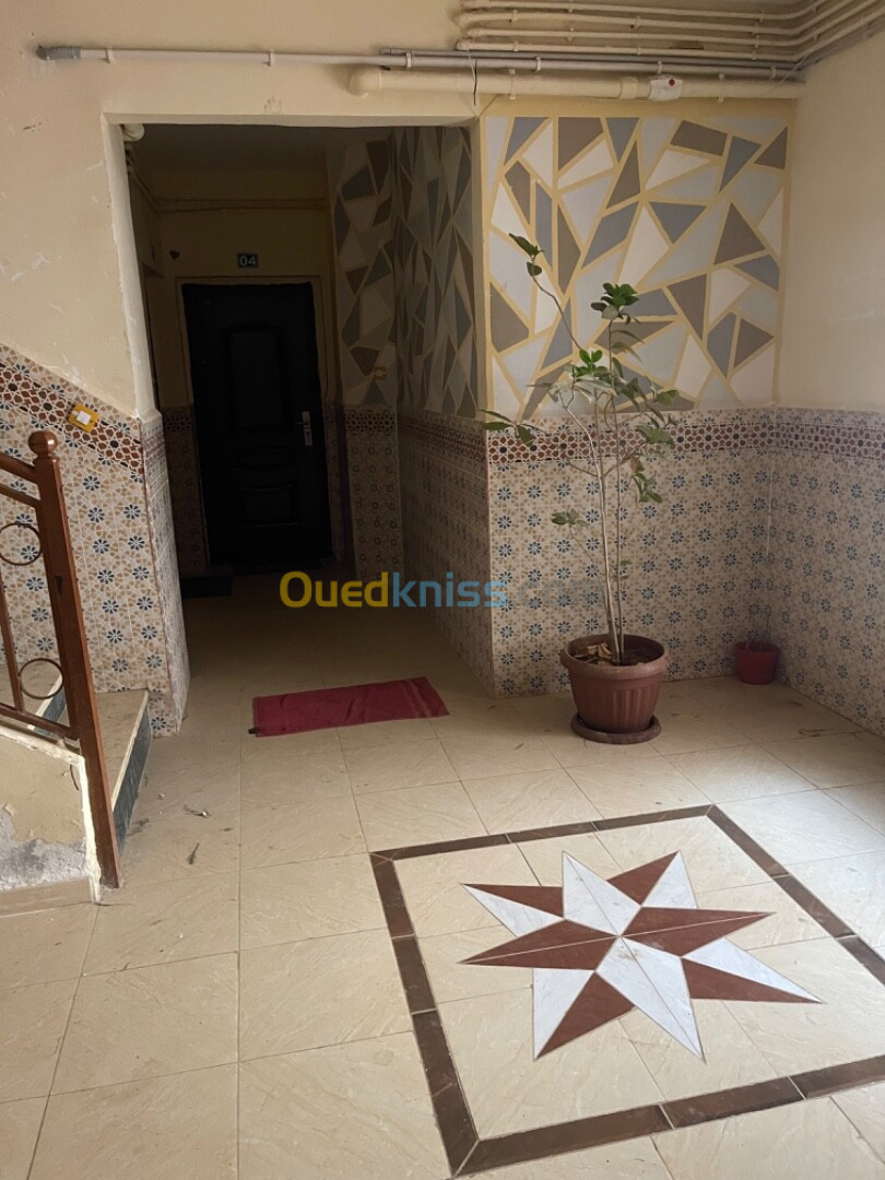 Location Appartement F3 Alger Birkhadem