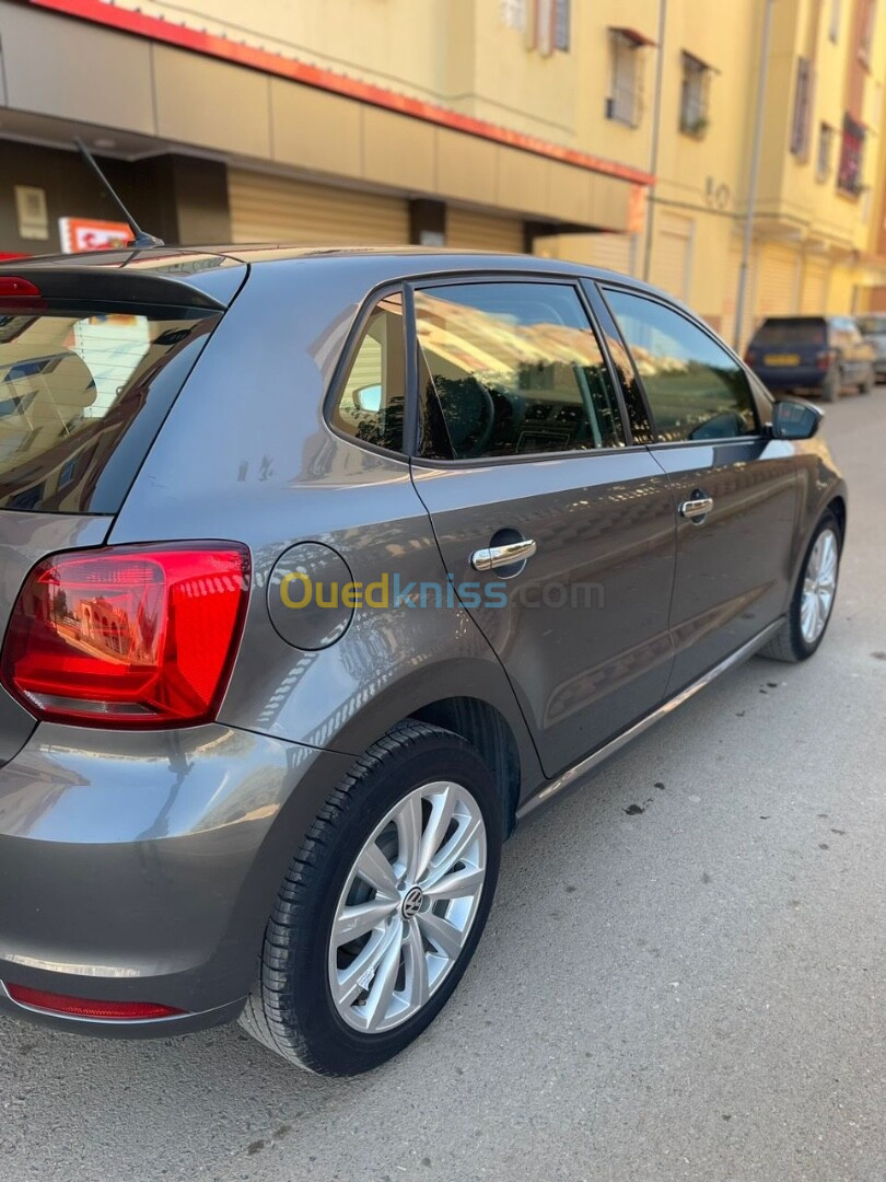 Volkswagen Polo 2015 TrendLine