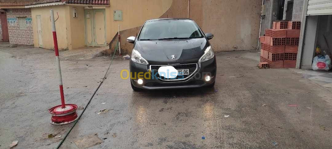 Peugeot 208 2015 Active