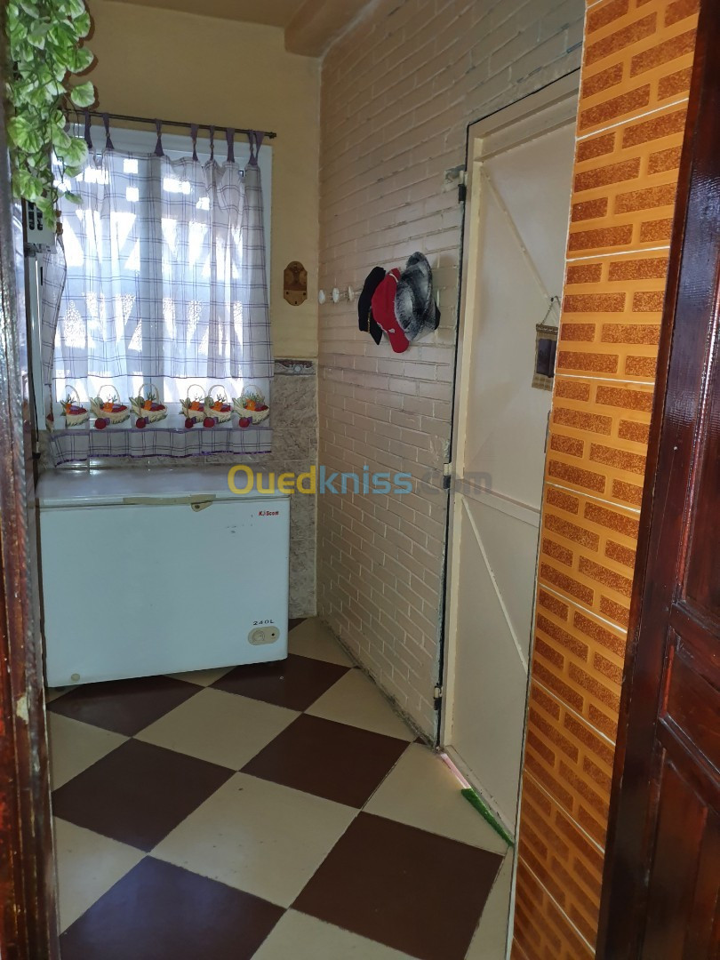 Vente Appartement F4 Tiaret Tiaret