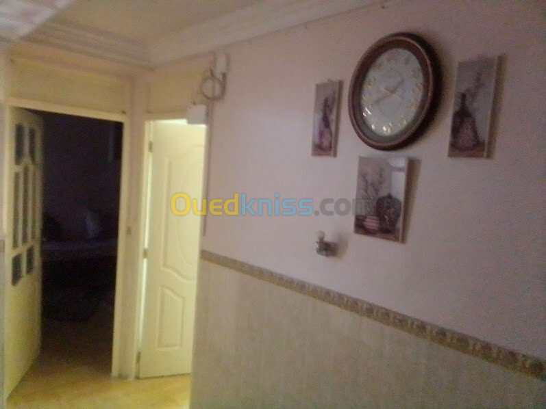 Vente Appartement F4 Oum El Bouaghi Ain beida