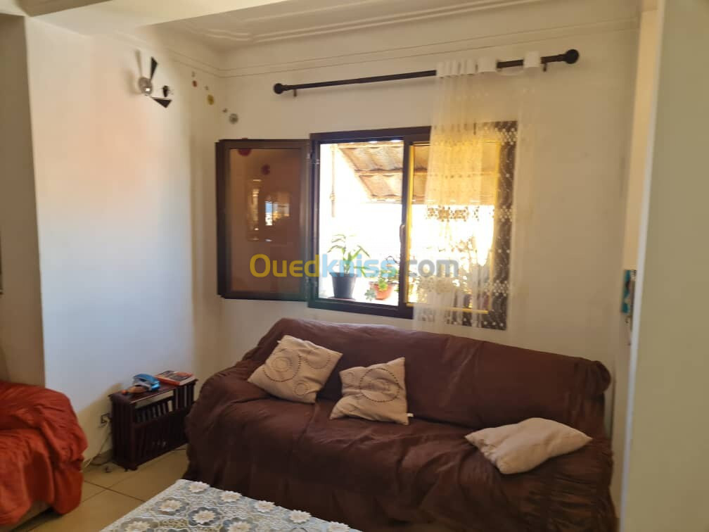 Vente Appartement F05 Alger Hussein dey