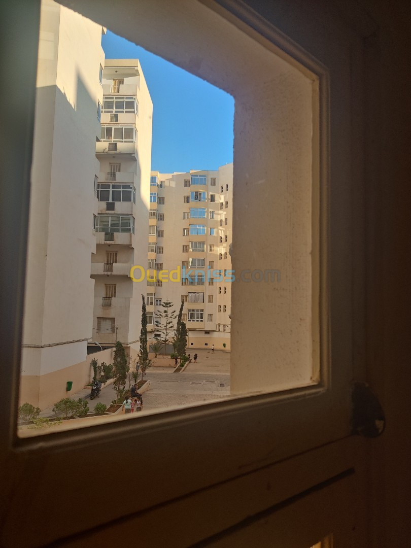 Location Appartement F3 Oran Bir el djir