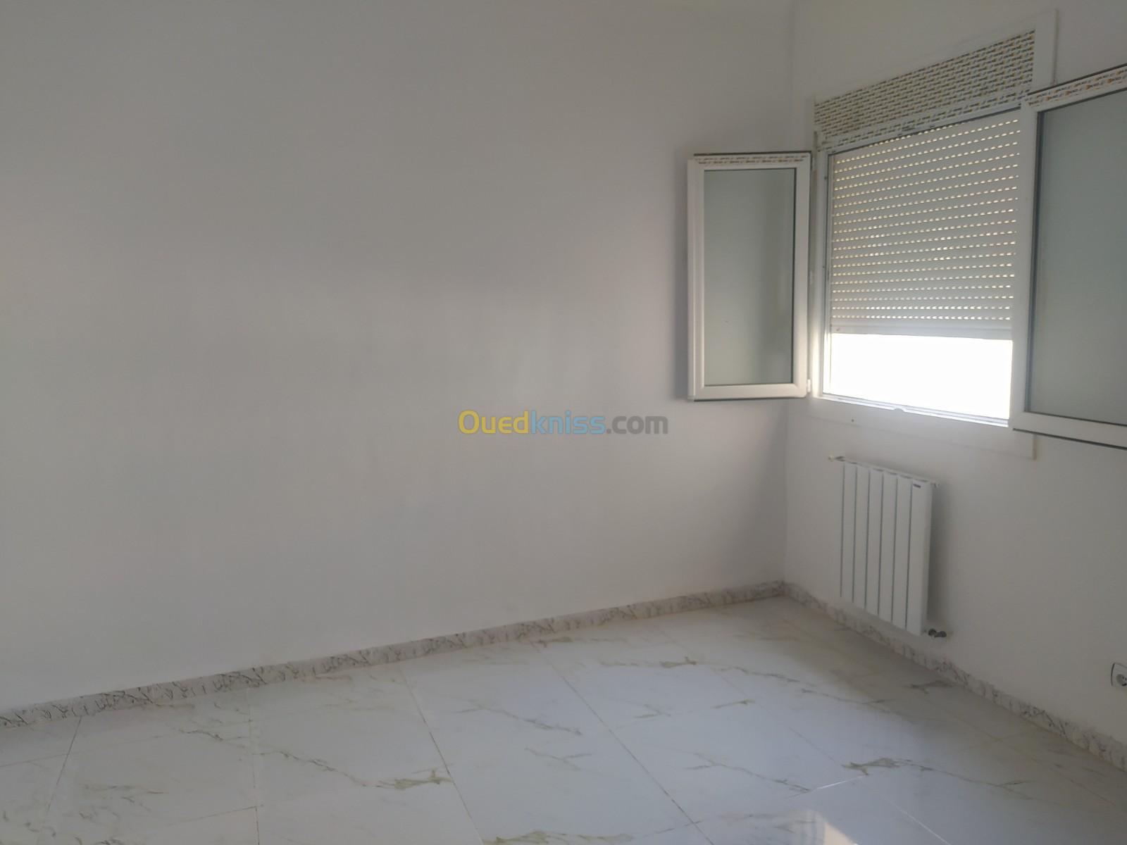 Location Appartement F4 Alger Rahmania