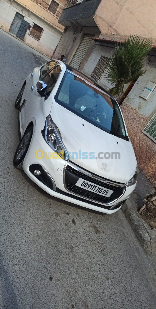 Peugeot 208 2016 Allure Facelift