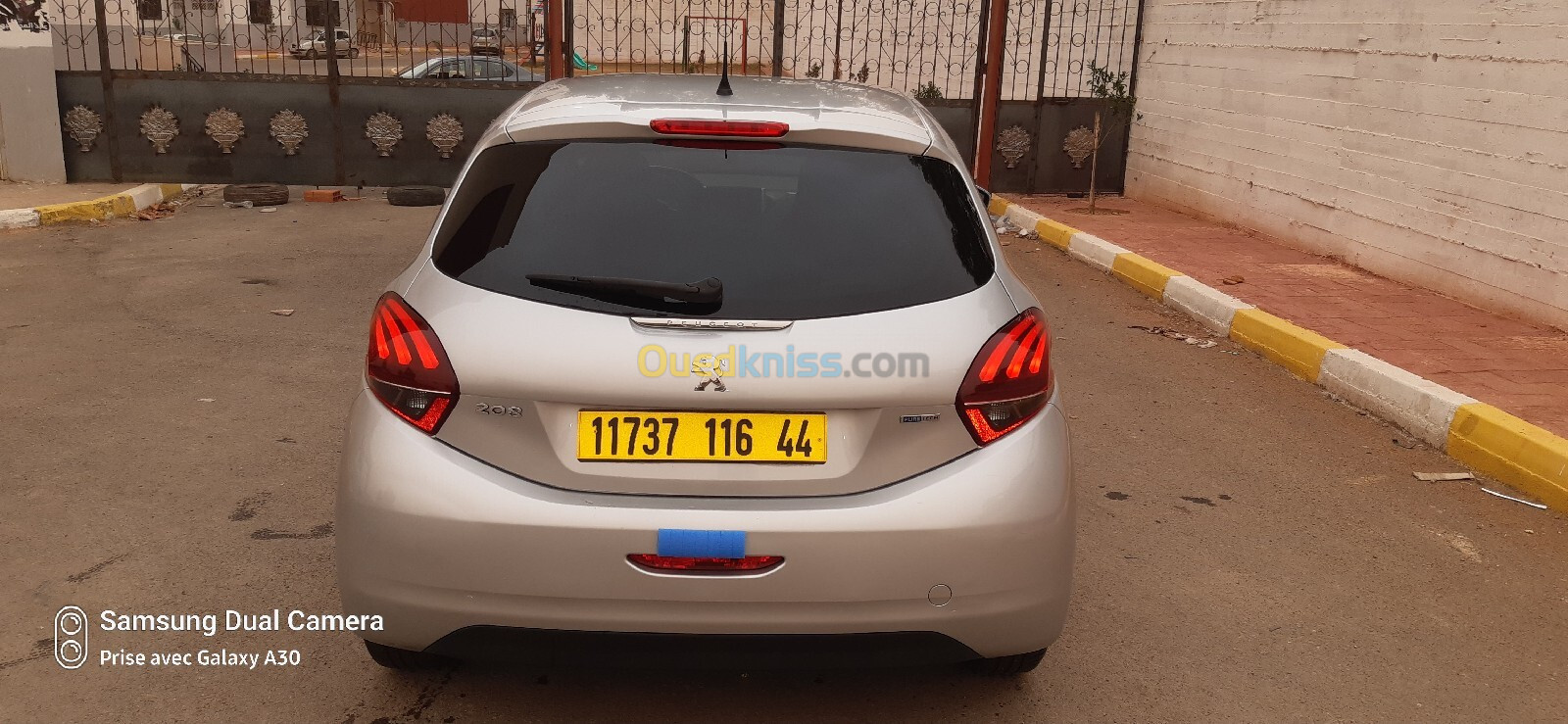 Peugeot 208 2016 Active Facelift