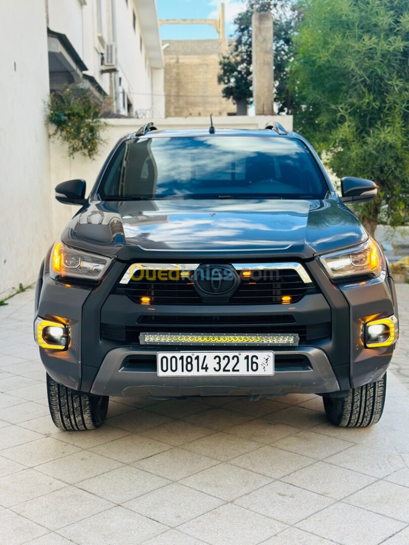 Toyota Hilux 2022 LEGEND DC 4x4 Pack Luxe