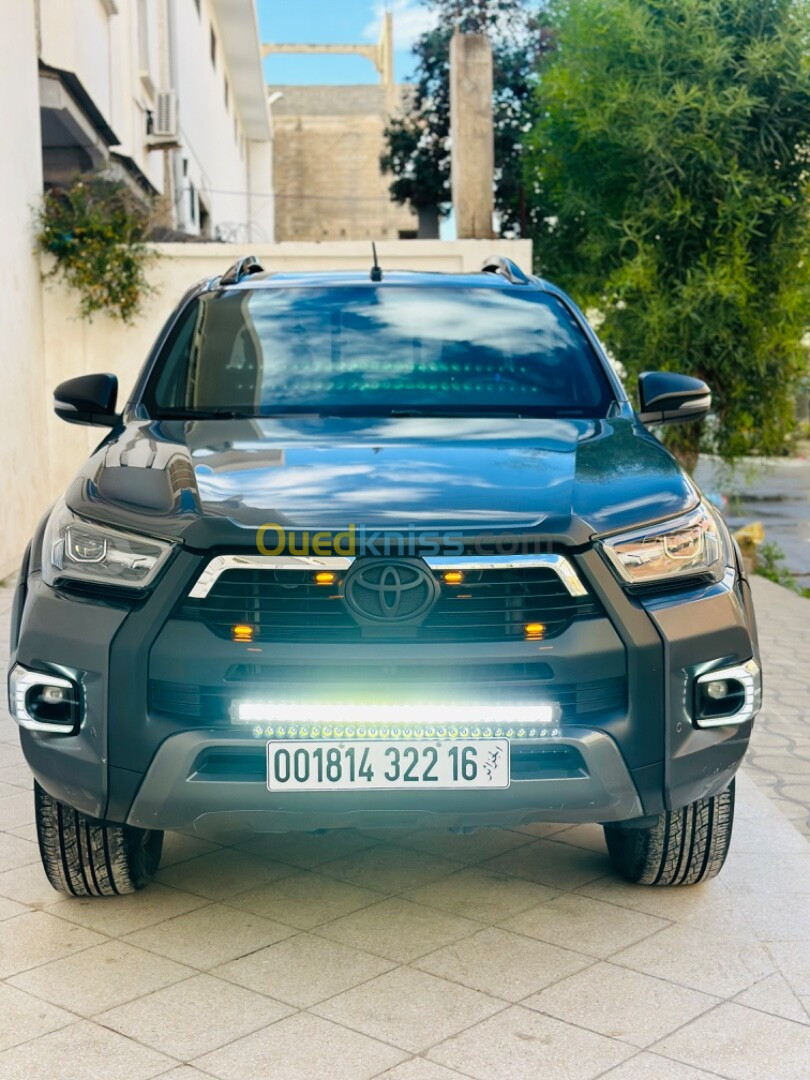 Toyota Hilux 2022 LEGEND DC 4x4 Pack Luxe