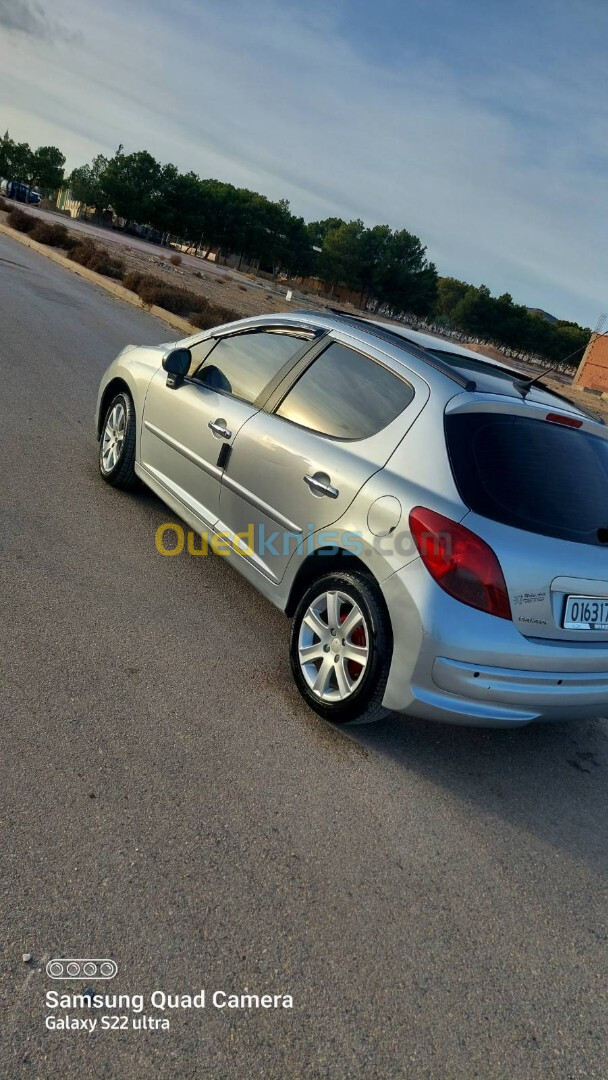 Peugeot 207 2008 Premium