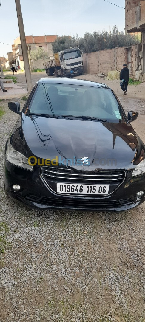 Peugeot 301 2015 Allure