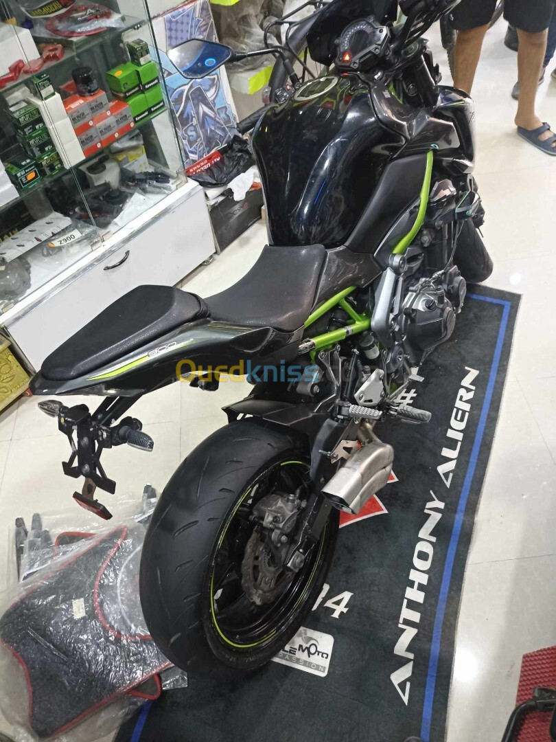 Kawasaki z900 2017 2017 2017