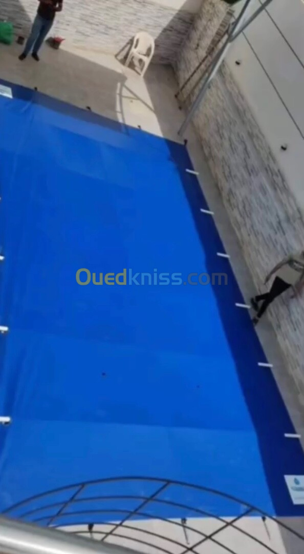 Couverture piscine / bâche a barre sur mesure 