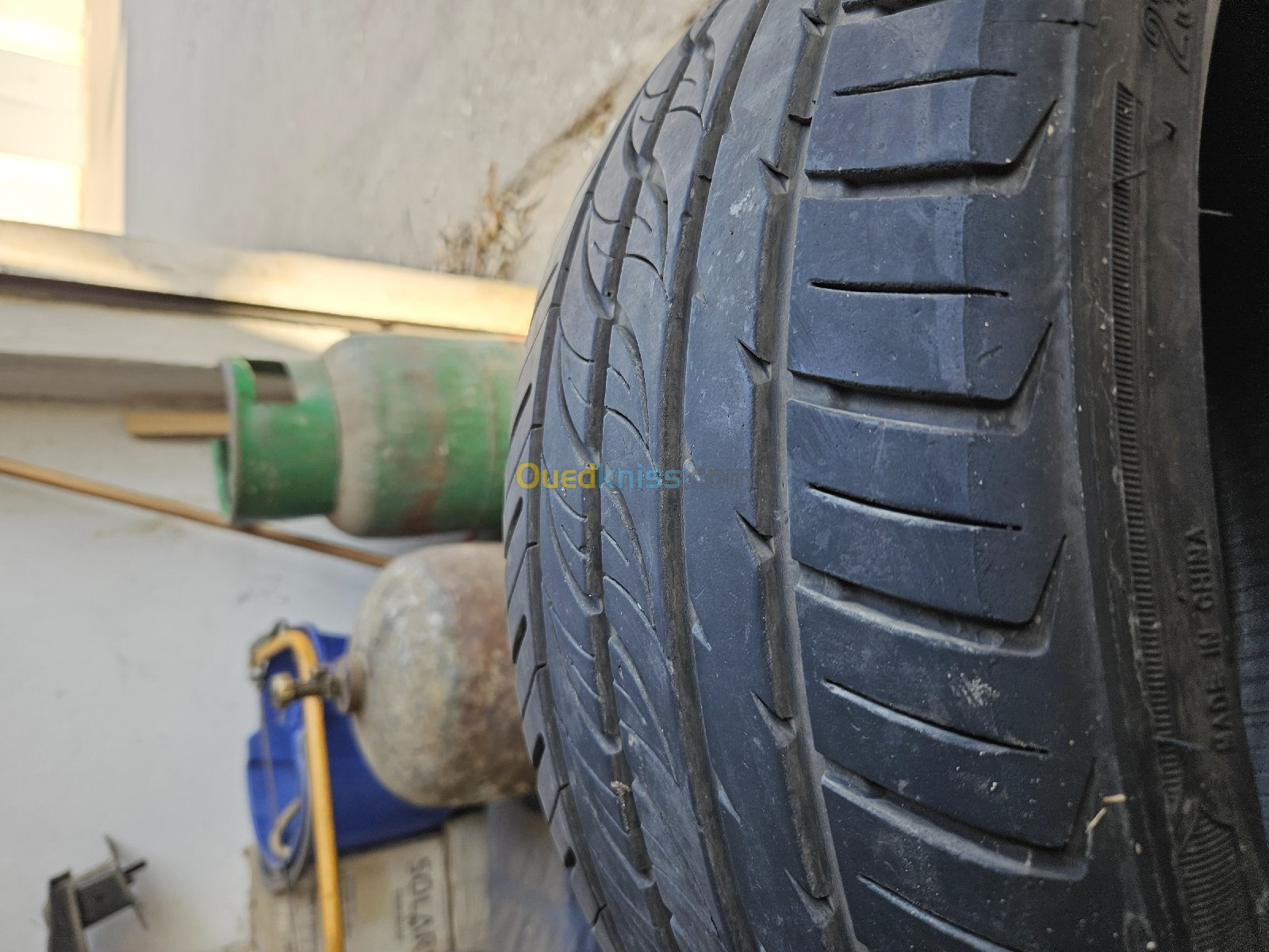 235/35R19 Yatone