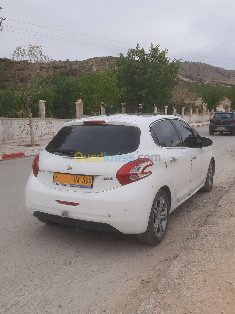 Peugeot 208 2014 Allure