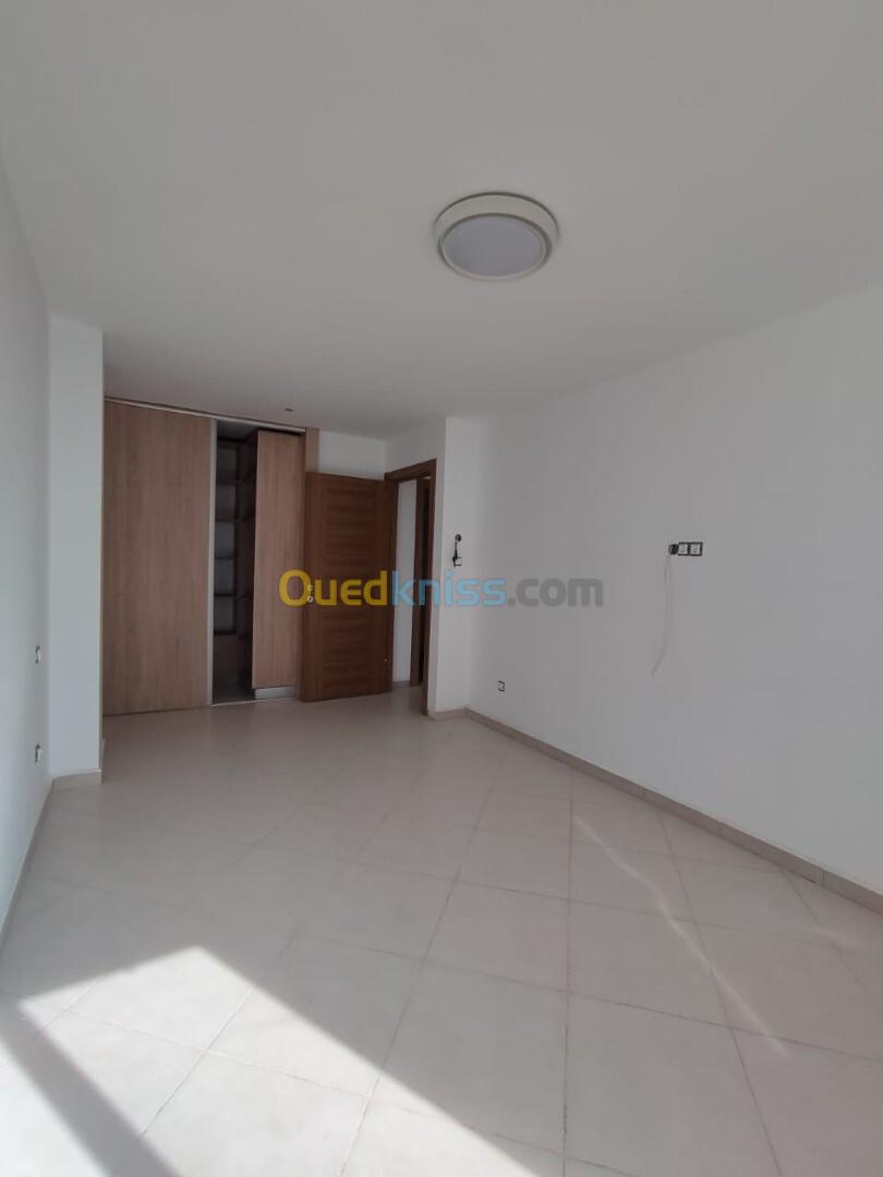 Vente Appartement F3 Alger Ain naadja