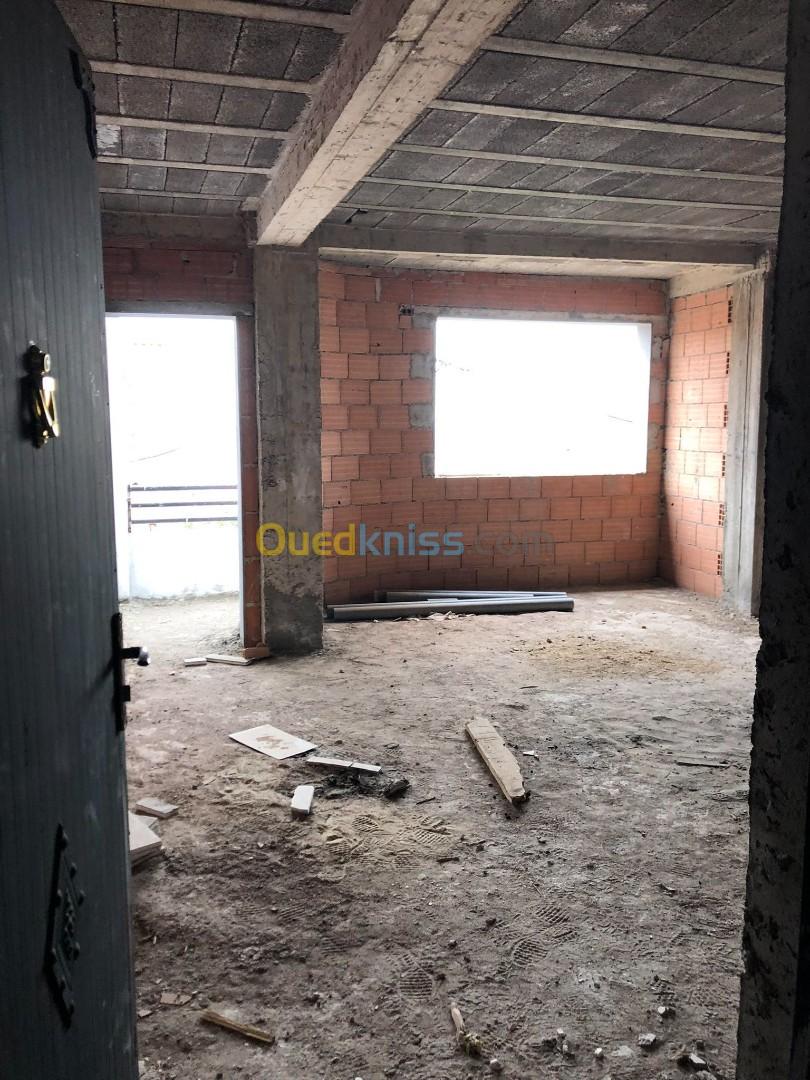 Vente Appartement F3 Tizi Ouzou Tigzirt