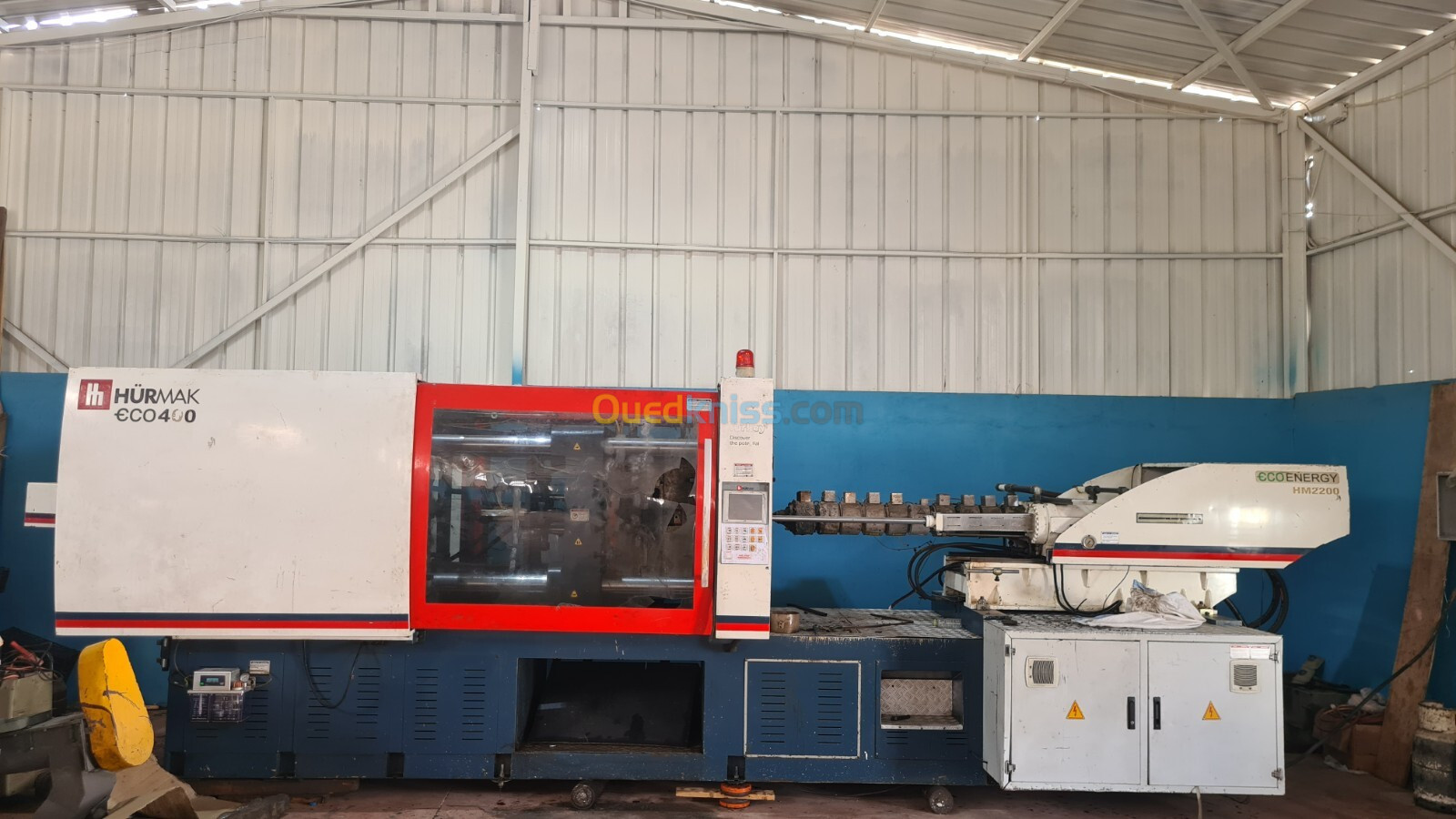 Machine injection de plastique  400 ton