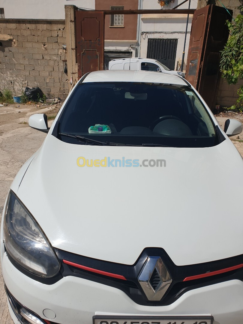 Renault Megane 3 2014 New Play