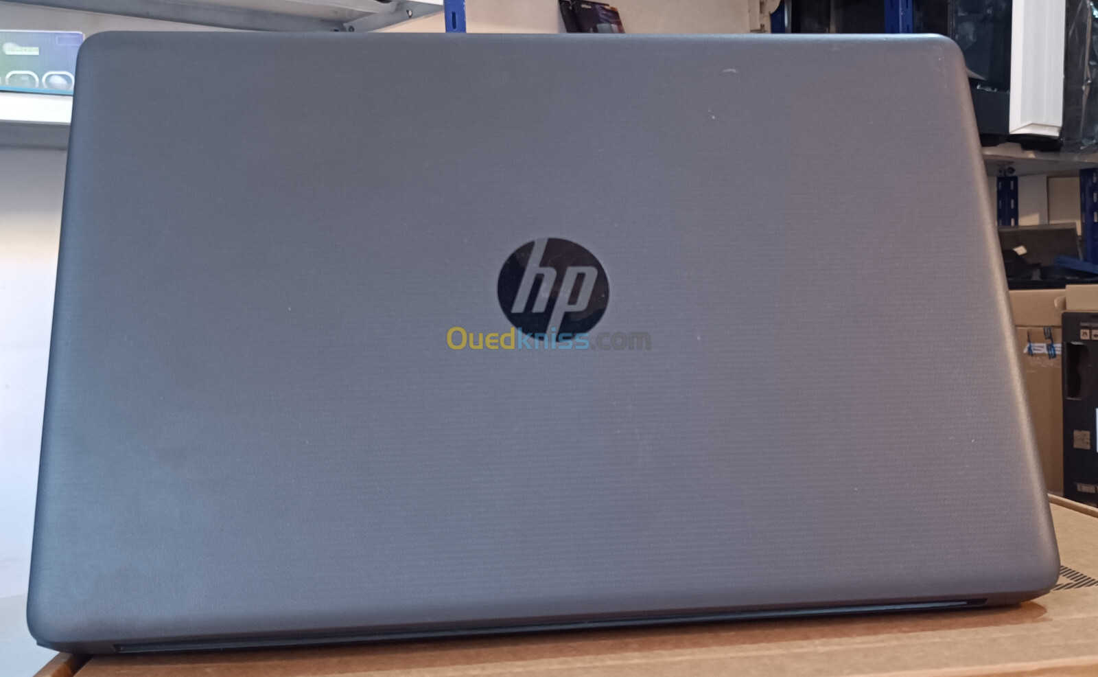 Pc portable HP 250 G7 I5-1035G1/8G/256GSSD 15.6"