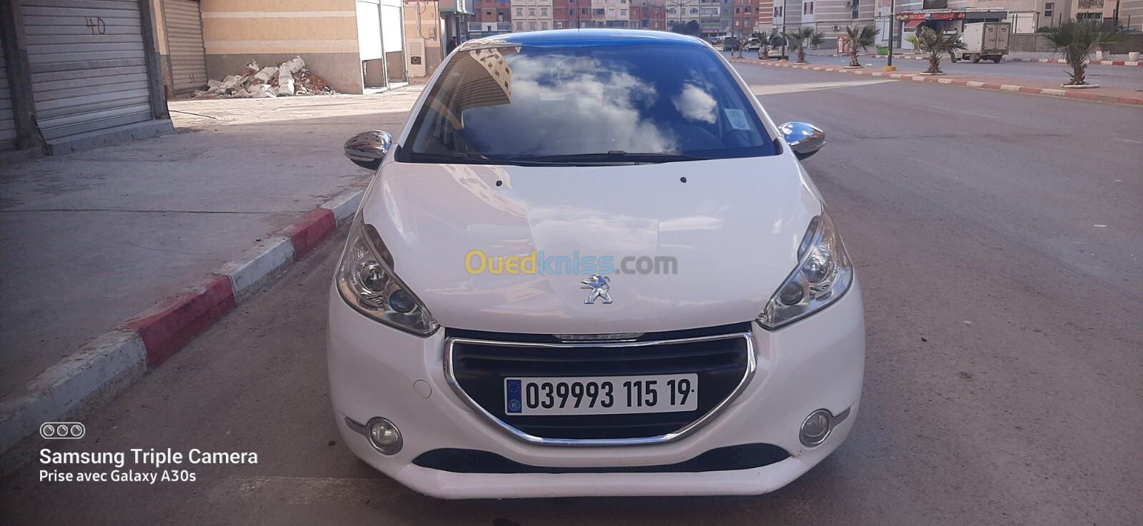 Peugeot 208 2015 Allure