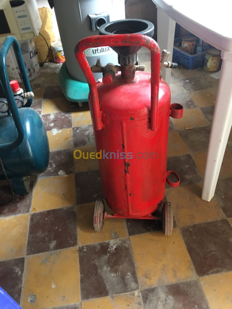 Matériel lavage auto compresseur + aspirateur + mousseuse 