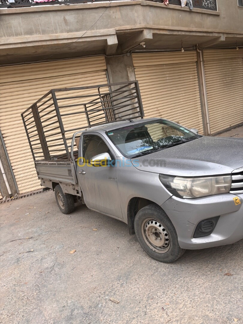 Toyota Hilux 2018 LEGEND SC 4x2