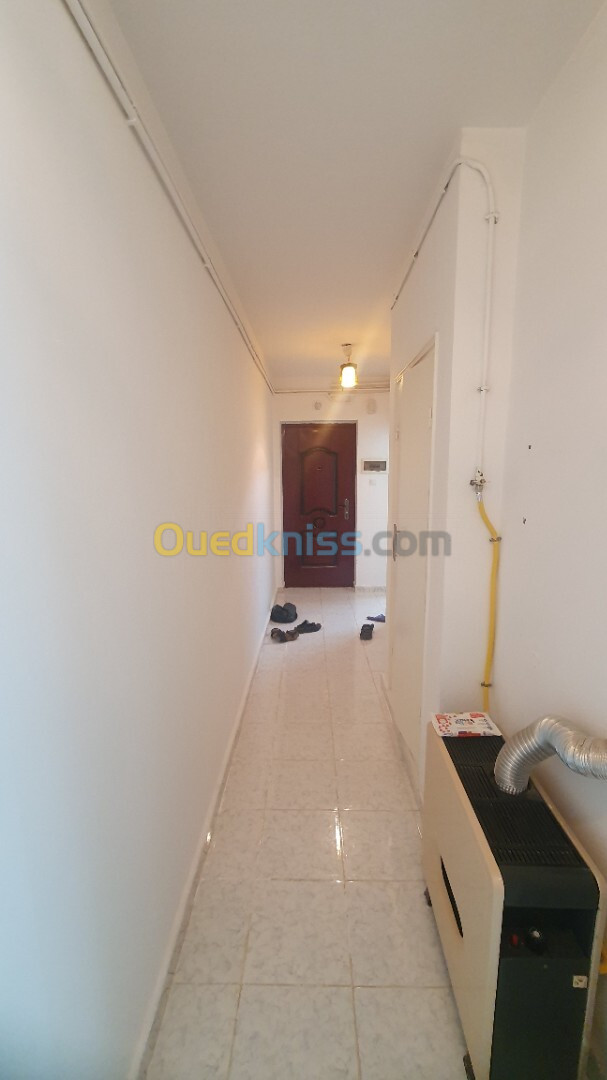 Location Appartement F3 Alger Ain benian