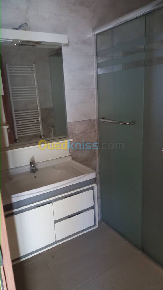 Vente Appartement F3 Alger Bordj el bahri