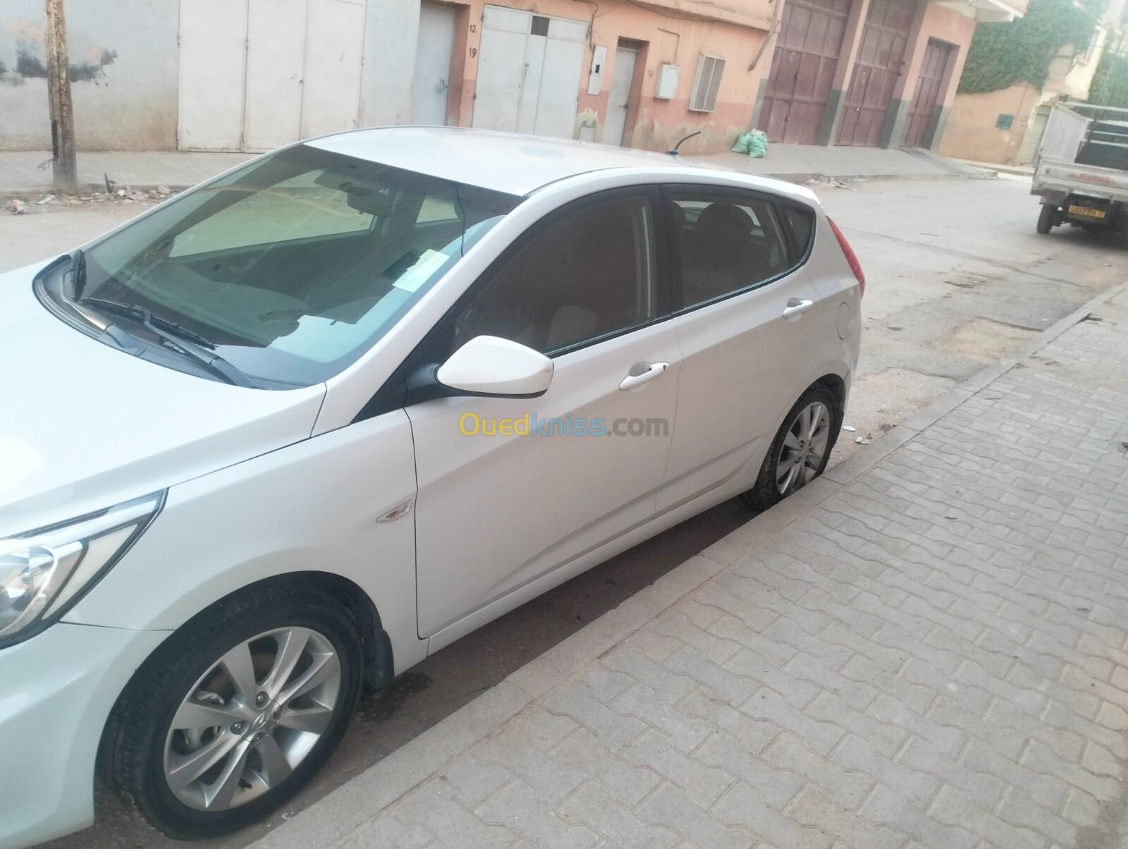 Hyundai Accent RB  4 portes 2018 GL+