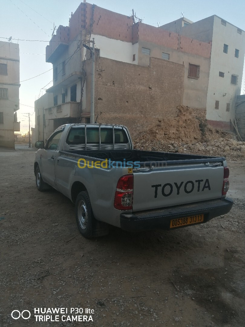 Toyota Hilux 2013 