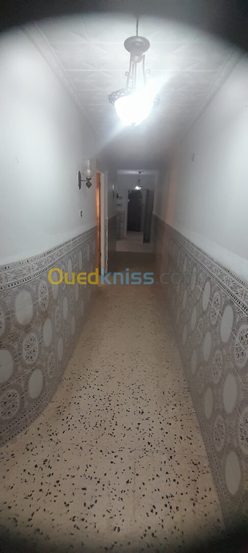 Location Appartement F6 Blida Blida