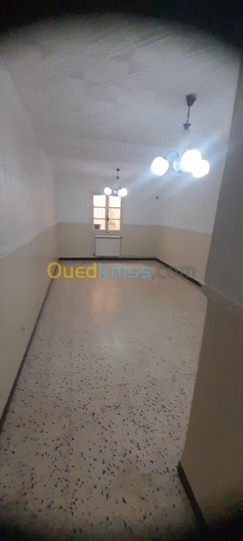 Location Appartement F6 Blida Blida