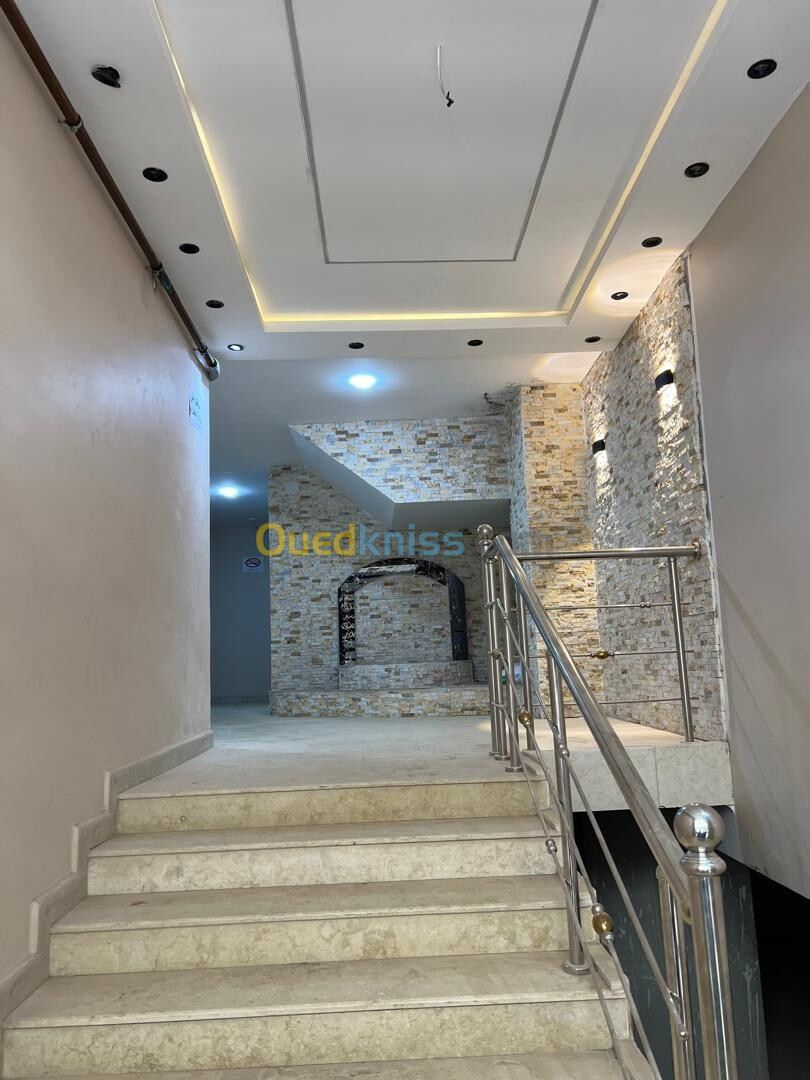 Vente Appartement F4 Alger Bordj el bahri