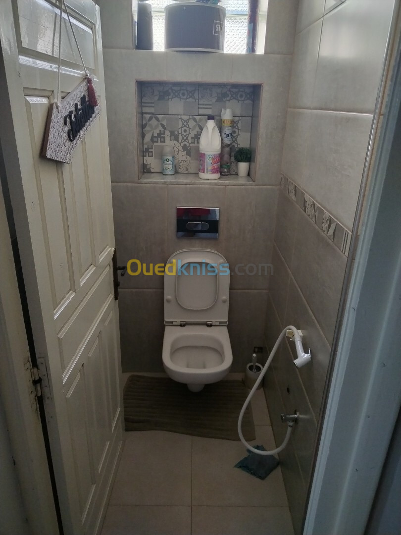 Location Niveau De Villa F3 Alger Bir mourad rais