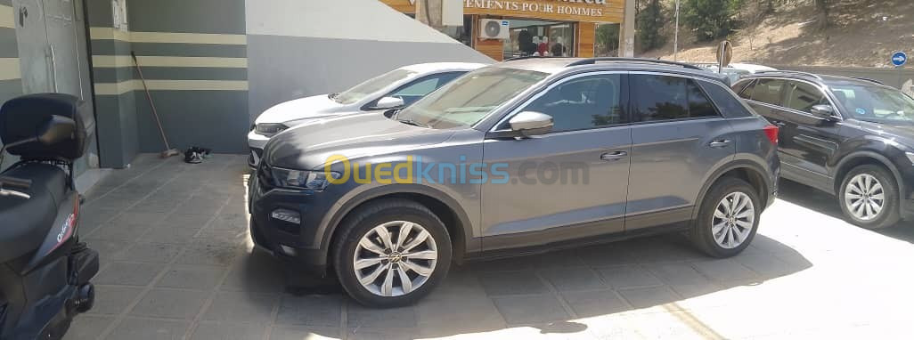 Volkswagen T- ROC 2021 ACTIVE