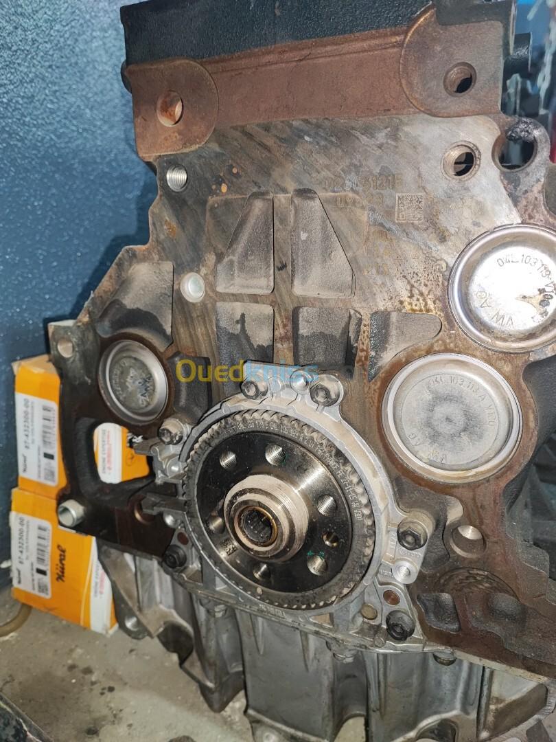 Demi moteur 04l 2.0 tdi 