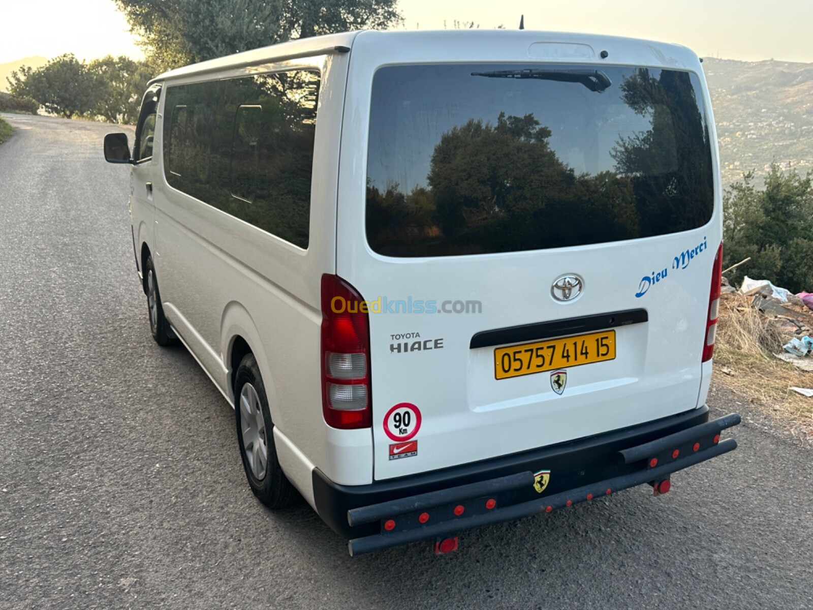 Toyota Hiace 2014