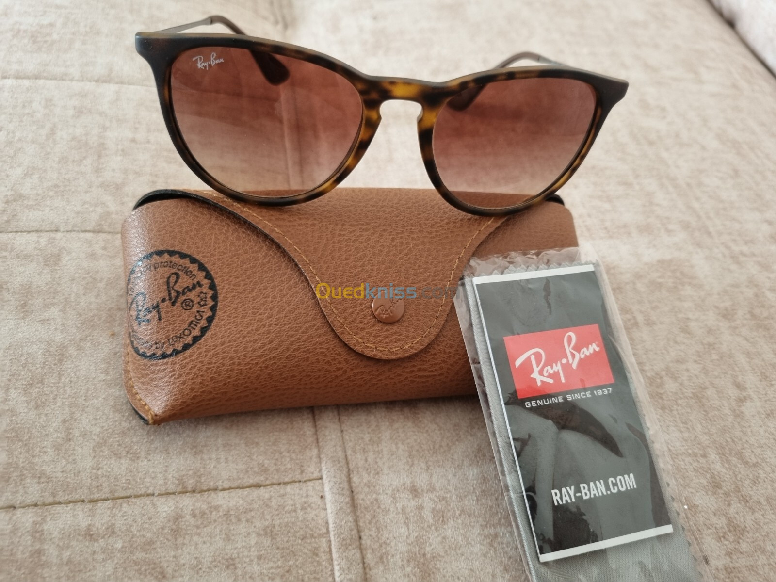 نظارات ray ban صنع في إيطاليا 