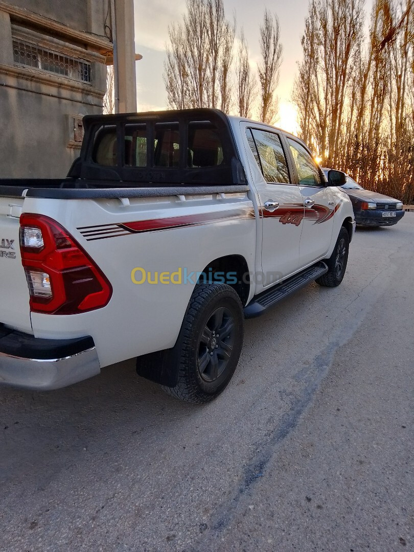 Toyota Hilux 2021 LEGEND DC 4x4