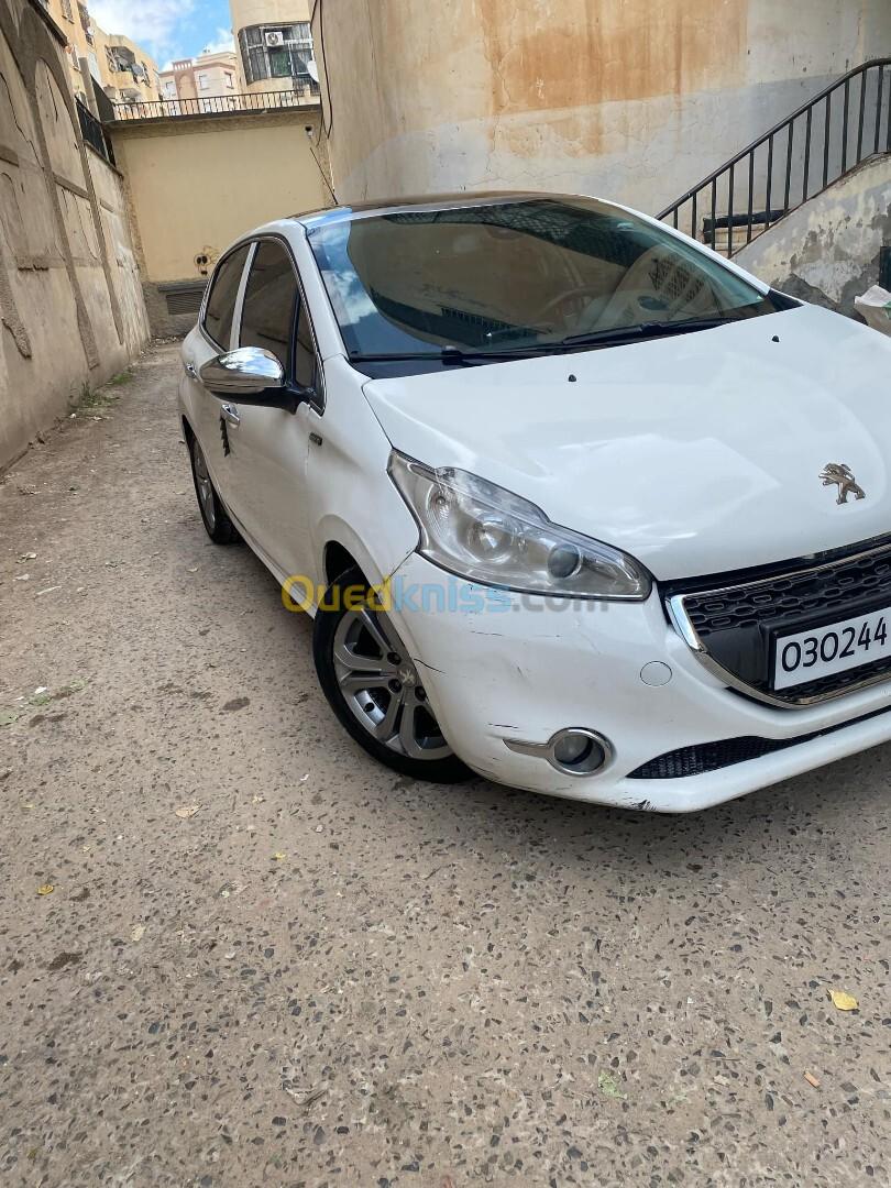 Peugeot 208 2014 Allure