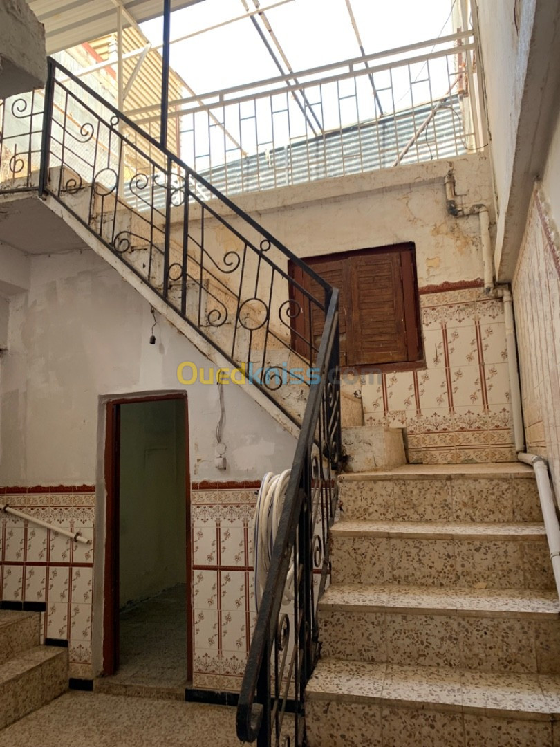 Vente Villa Alger Bourouba