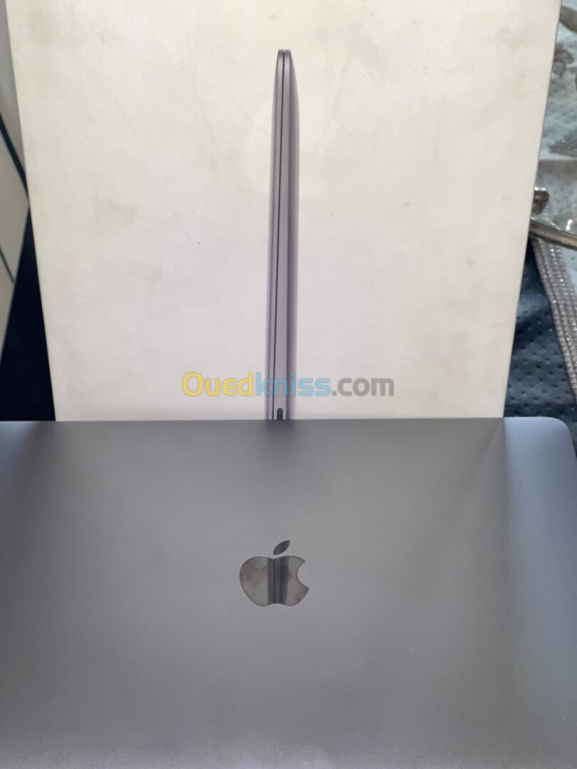 Macbook air m1 